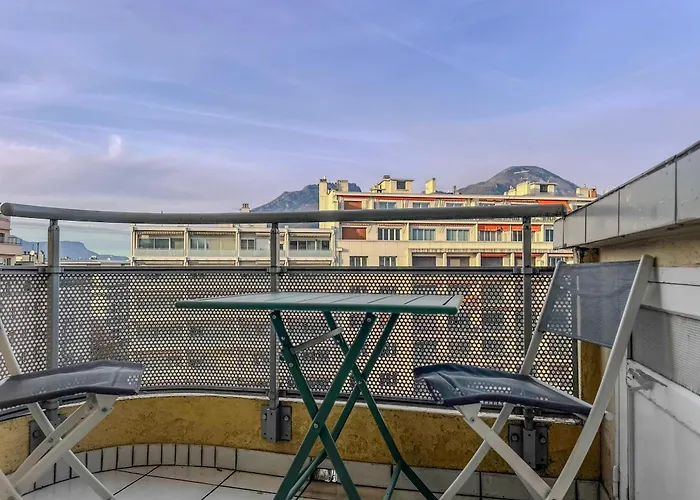 Le 89 Mallifaud - Caserne De Bonne * Grenoble